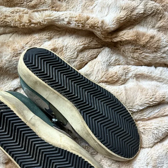 SOLD Golden Goose sneakers size 38 or US 8 - Picture 4 of 5